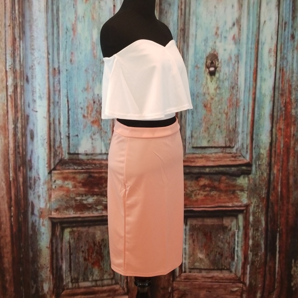 ♡HOST PICK♡♡ Ruffle Crop Top Pencil Skirt SALE - Picture 8 of 8